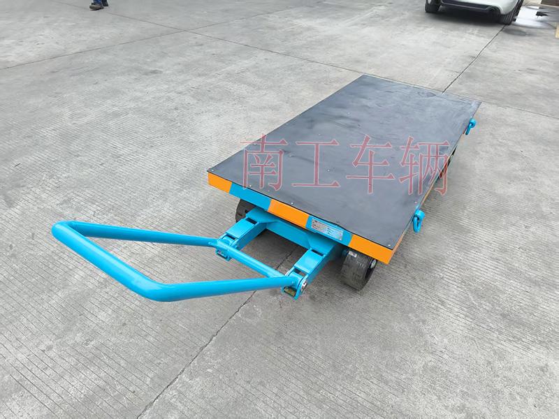 3吨小型九游在线登录官网-九游online（中国） 带橡胶垫工具车