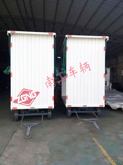 白色雨篷九游在线登录官网-九游online（中国）3I.jpg