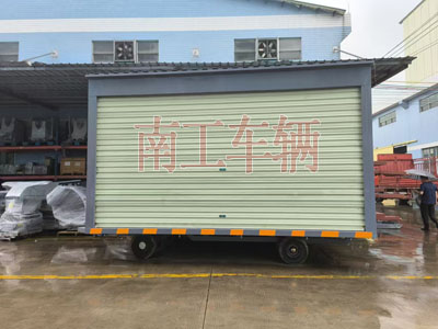 10吨箱式九游在线登录官网-九游online（中国）两侧带卷帘门3I.jpg