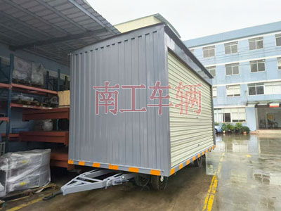 10吨箱式九游在线登录官网-九游online（中国）两侧带卷帘门I.jpg