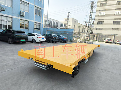 1739581912927380.jpg 10吨九游在线登录官网-九游online(中国)带液压支腿伸缩梯工具车5I.jpg