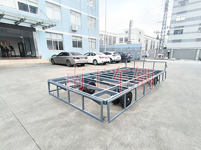 4吨骨架式九游在线登录官网-九游online（中国） 带下翻护栏工具拖车5I.jpg